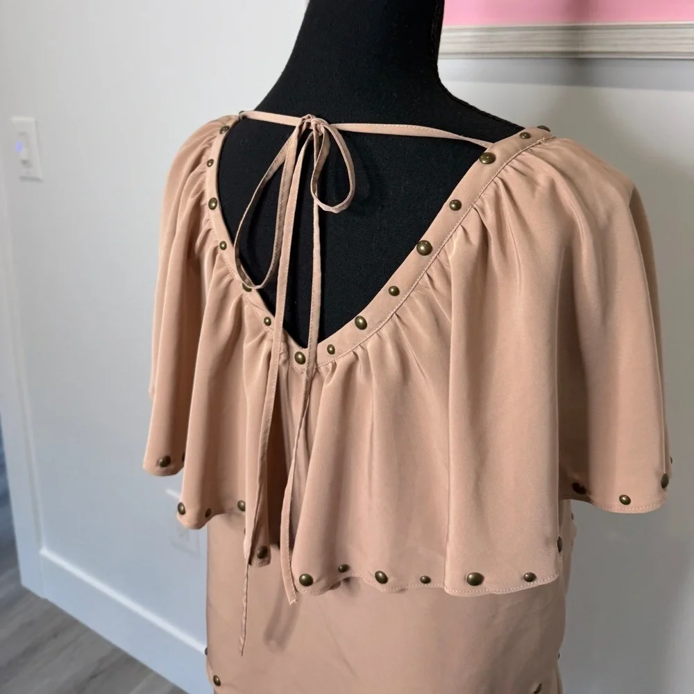 Hanna G Nude V-Neck Western Top